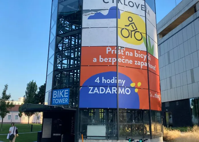 Dean - Next To Nivy Bus Station & Mall Lägenhet *