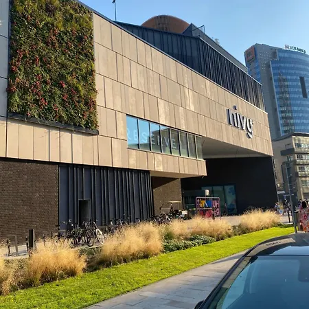 Апартаменты Dean - Next To Nivy Bus Station & Mall