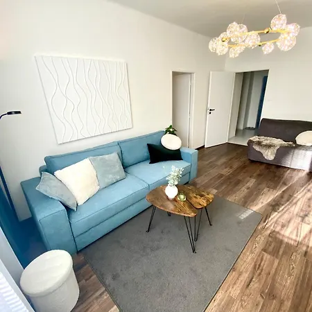 Dean - Next To Nivy Bus Station & Mall Апартаменты