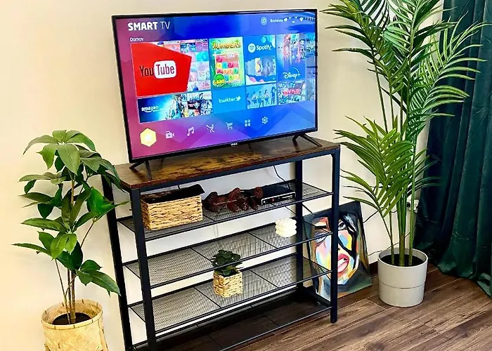 Dean - Next To Nivy Bus Station & Mall Bratislava