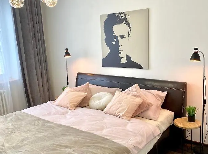 Apartamento Dean - Next To Nivy Bus Station & Mall